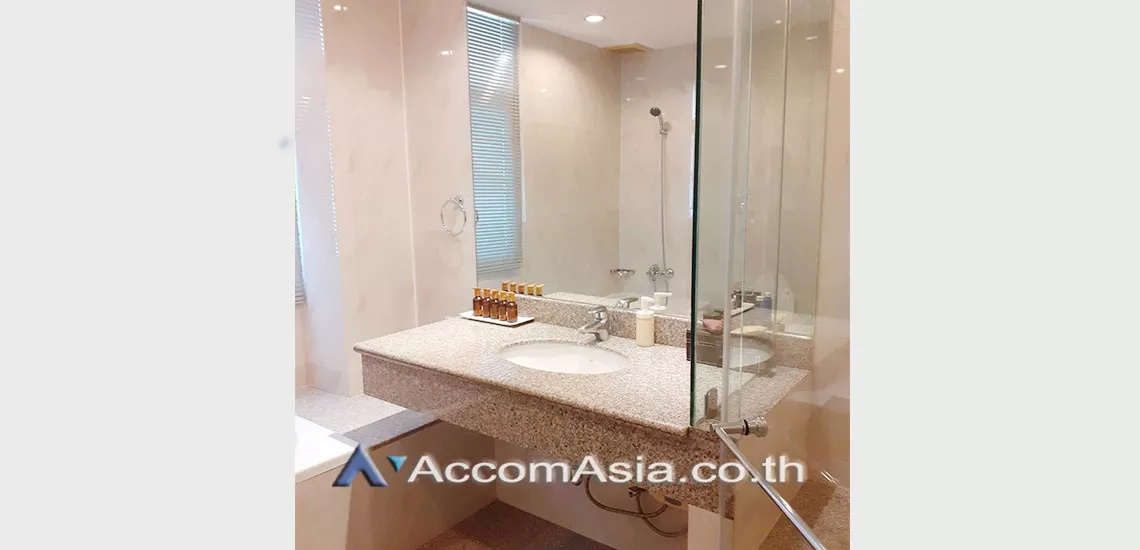 9  2 br Apartment For Rent in Ploenchit ,Bangkok BTS Ratchadamri at Step to Lumpini Park AA29785