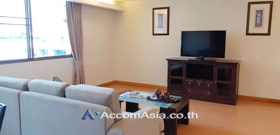 unit 2 Bedrooms  Apartment For Rent in Ploenchit, Bangkok  near BTS Ratchadamri (AA29785)