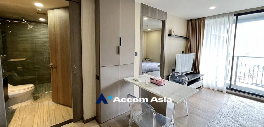 4  2 br Condominium For Rent in Ploenchit ,Bangkok BTS Ratchadamri - MRT Silom at Klass Sarasin-Rajdamri AA29798