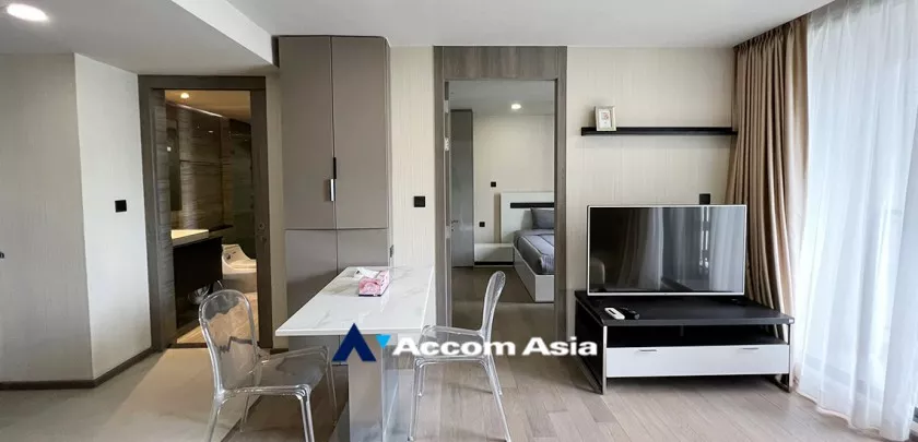  1  2 br Condominium For Rent in Ploenchit ,Bangkok BTS Ratchadamri - MRT Silom at KLASS Sarasin Rajdamri AA29798