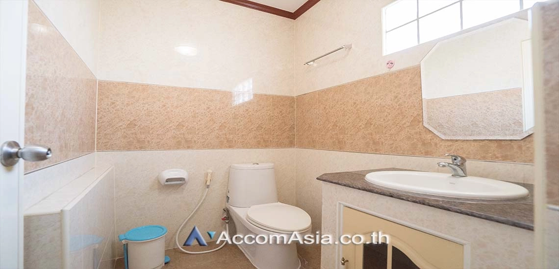 12  3 br House For Rent in Sukhumvit ,Bangkok BTS Ekkamai AA29809