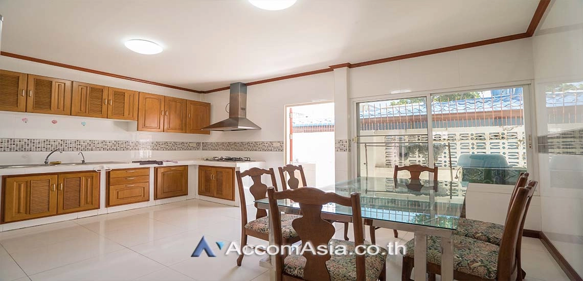 9  3 br House For Rent in Sukhumvit ,Bangkok BTS Ekkamai AA29809