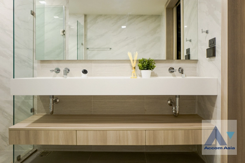 18  2 br Condominium for rent and sale in Sukhumvit ,Bangkok BTS Asok - MRT Sukhumvit at Fynn Sukhumvit 31 Condominium AA29822