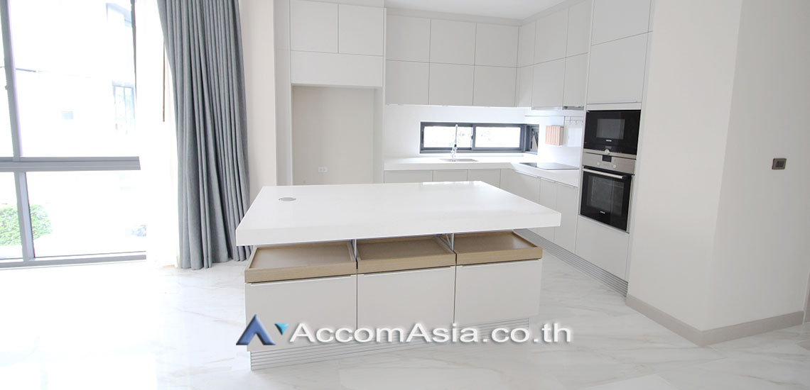  Quarter Thonglor House  4 Bedroom for Rent   in Sukhumvit Bangkok