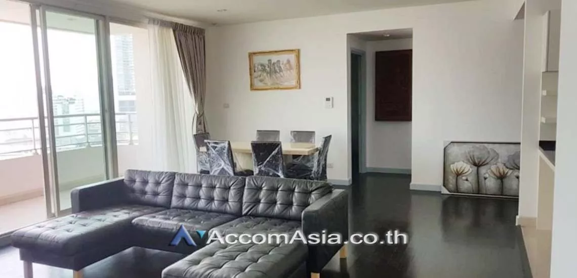 unit 3 Bedrooms  Condominium For Rent in Charoen Nakhon, Bangkok  near BTS Krung Thon Buri (AA29841)