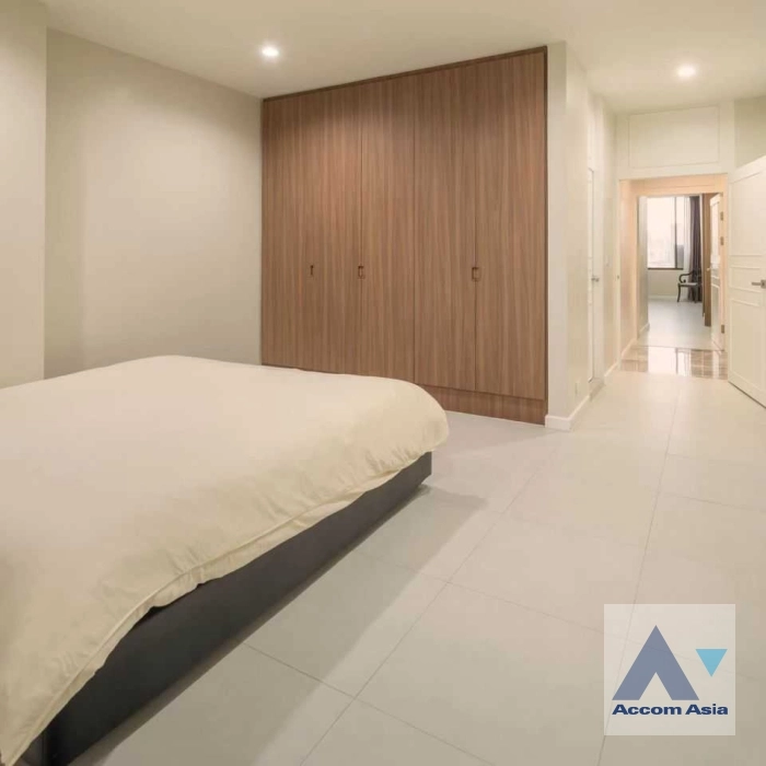 10  3 br Condominium For Rent in Charoen Nakhon ,Bangkok BTS Krung Thon Buri at River House AA29844