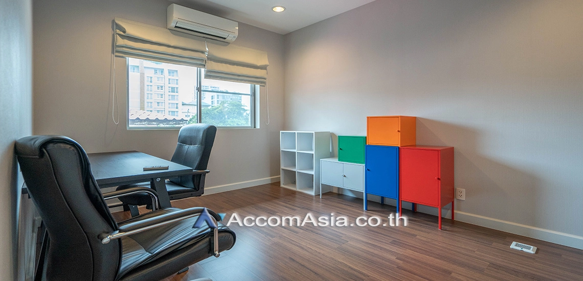 9  3 br House for rent and sale in Sukhumvit ,Bangkok BTS Thong Lo AA29845