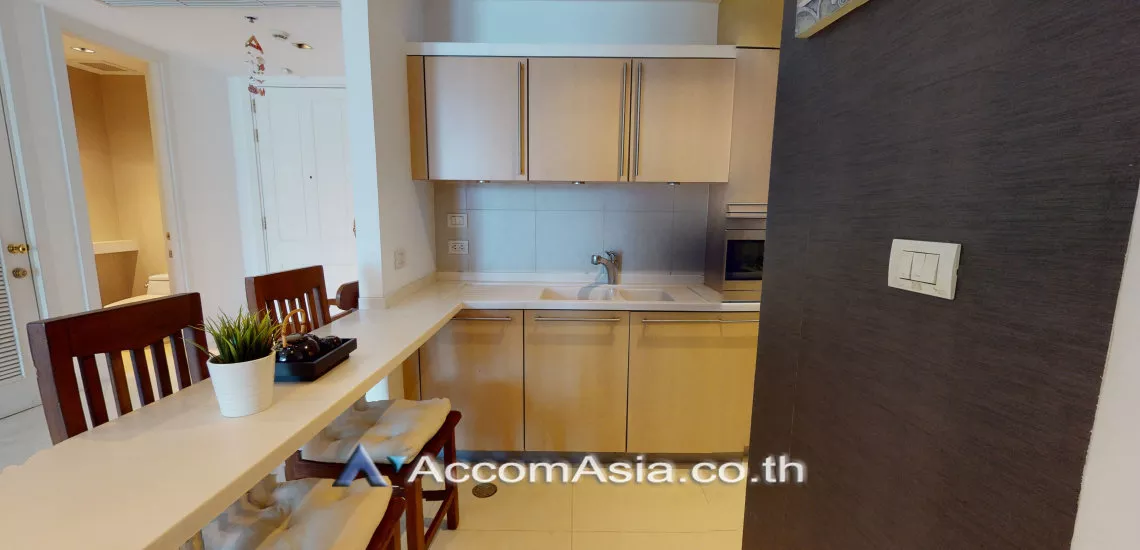  2 Bedrooms  Condominium For Rent & Sale in Ploenchit, Bangkok  near BTS Ploenchit (AA29853)