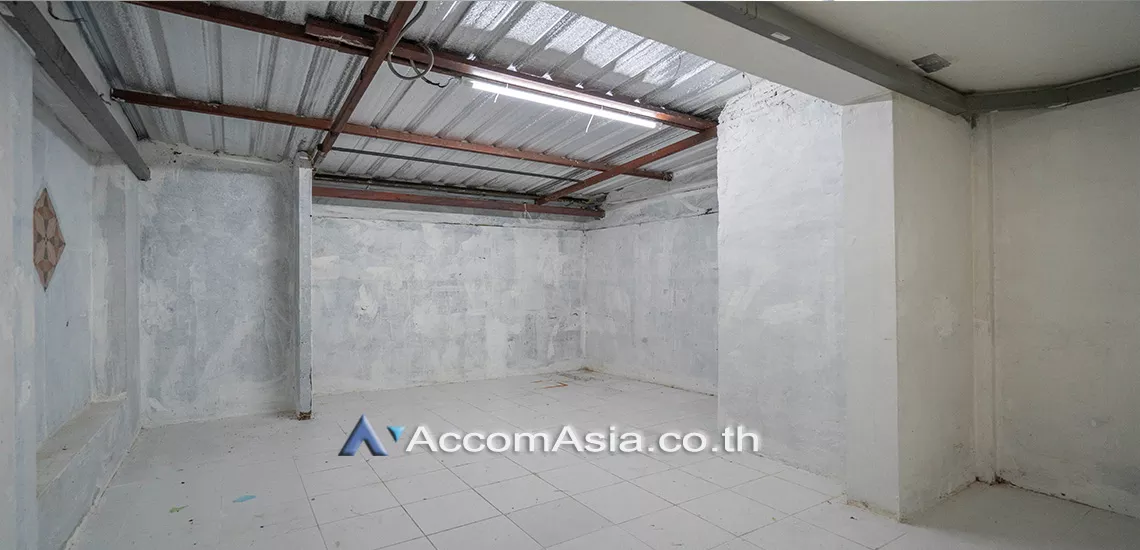 7  3 br House for rent and sale in Ploenchit ,Bangkok BTS Ploenchit AA29858