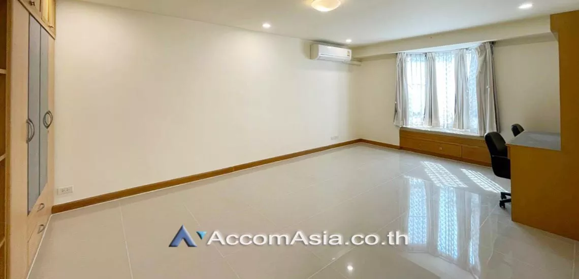 4  3 br Condominium For Rent in Sukhumvit ,Bangkok BTS Phrom Phong at Royal Castle AA29874