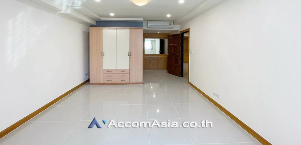  1  3 br Condominium For Rent in Sukhumvit ,Bangkok BTS Phrom Phong at Royal Castle AA29874