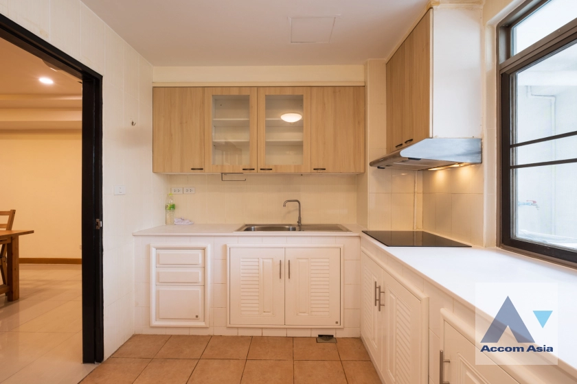 6  4 br Condominium For Rent in Sukhumvit ,Bangkok BTS Phrom Phong at Royal Castle Sukhumvit 39 AA29874