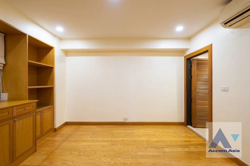 12  4 br Condominium For Rent in Sukhumvit ,Bangkok BTS Phrom Phong at Royal Castle Sukhumvit 39 AA29874