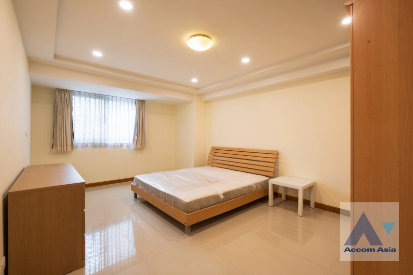 15  4 br Condominium For Rent in Sukhumvit ,Bangkok BTS Phrom Phong at Royal Castle Sukhumvit 39 AA29874