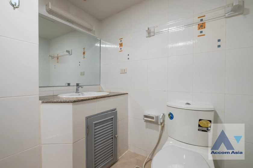 16  4 br Condominium For Rent in Sukhumvit ,Bangkok BTS Phrom Phong at Royal Castle Sukhumvit 39 AA29874