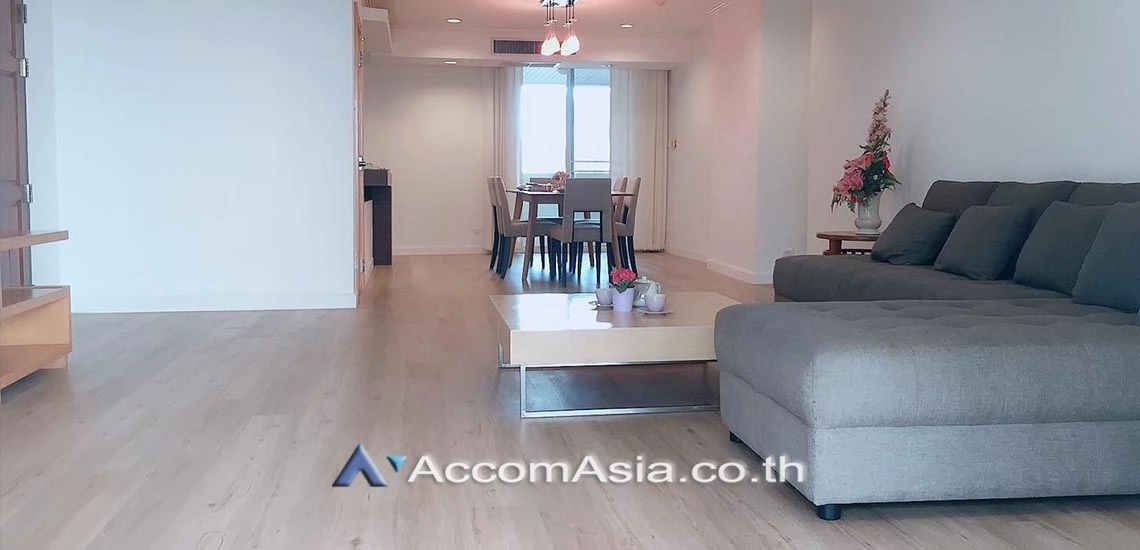 Pet friendly |  Perfect For Family Apartment  2 Bedroom for Sale & Rent BTS Chong Nonsi in Sathorn Bangkok
