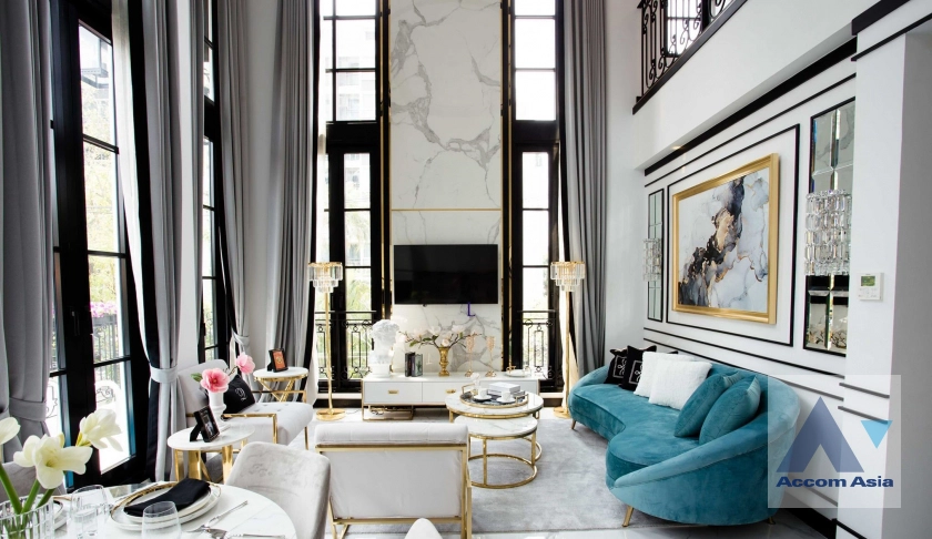  1  4 br House for rent and sale in Sukhumvit ,Bangkok BTS Ekkamai - BTS Phra khanong at House  in compound AA29882