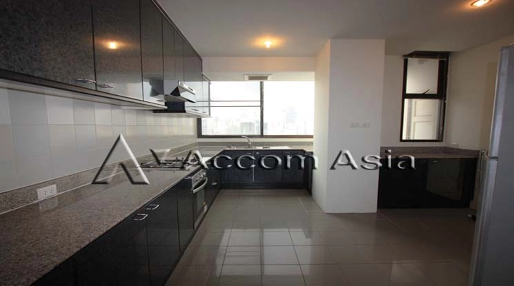 unitPet friendly |  3 Bedrooms  Condominium For Rent in Sukhumvit, Bangkok  near BTS Phrom Phong (24442)