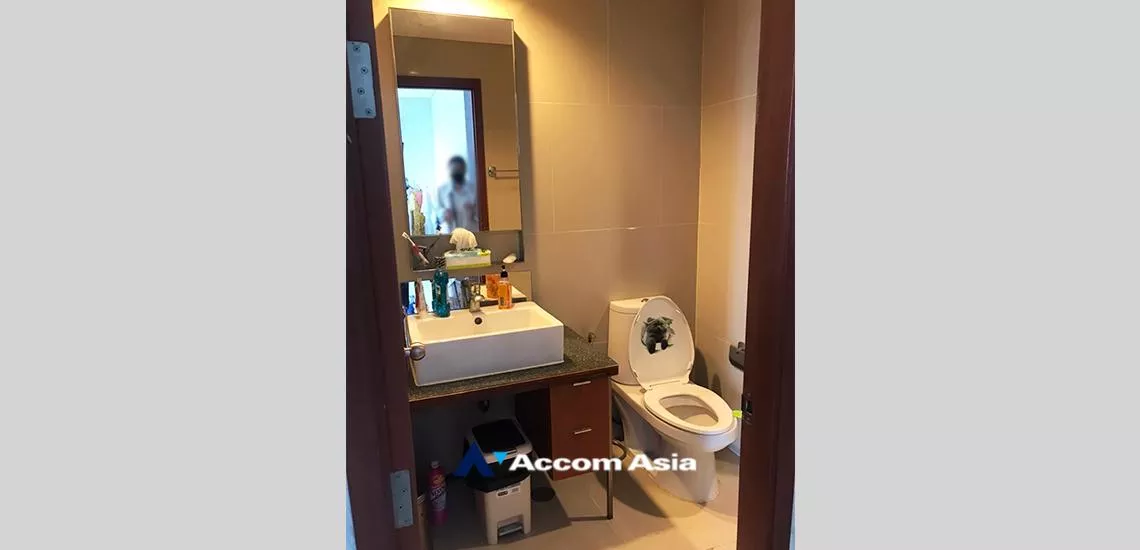 unitPenthouse |  2 Bedrooms  Condominium For Rent & Sale in Charoen Nakhon, Bangkok  near BTS Krung Thon Buri (AA29910)