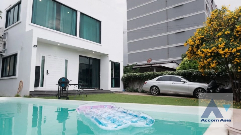  2  5 br House for rent and sale in Bang Na ,Bangkok BTS Udomsuk AA29913