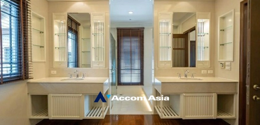 11  4 br House For Rent in Sathorn ,Bangkok BRT Thanon Chan - BTS Saint Louis at Exclusive Resort Style Home  AA29914
