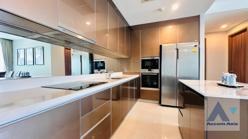 14  3 br Condominium For Rent in Rama 3 ,Bangkok BTS Saphan Taksin at Menam Residences AA29916