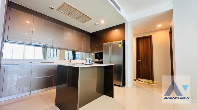 13  3 br Condominium For Rent in Rama 3 ,Bangkok BTS Saphan Taksin at Menam Residences AA29916