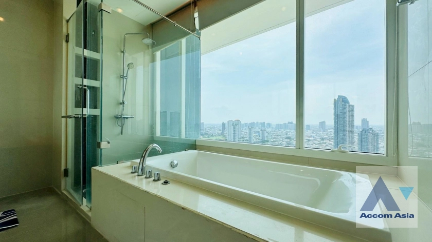 19  3 br Condominium For Rent in Rama 3 ,Bangkok BTS Saphan Taksin at Menam Residences AA29916