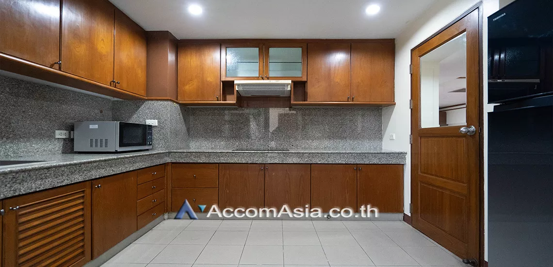 unit 2 Bedrooms  Apartment For Rent in Sukhumvit, Bangkok  near BTS Thong Lo (AA29937)