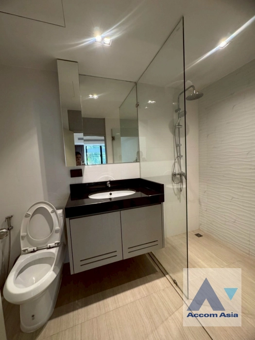 19  2 br Apartment For Rent in Sukhumvit ,Bangkok BTS Asok - MRT Sukhumvit at Newly Renovated AA29942