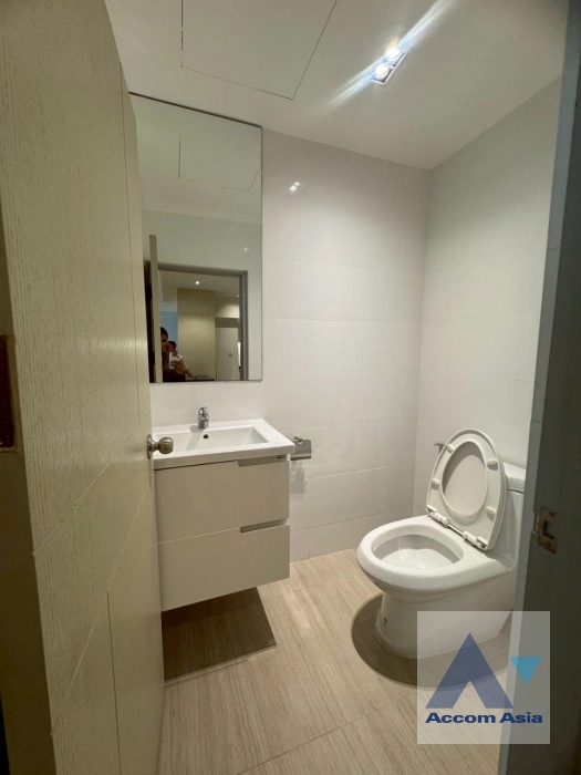 20  2 br Apartment For Rent in Sukhumvit ,Bangkok BTS Asok - MRT Sukhumvit at Newly Renovated AA29942