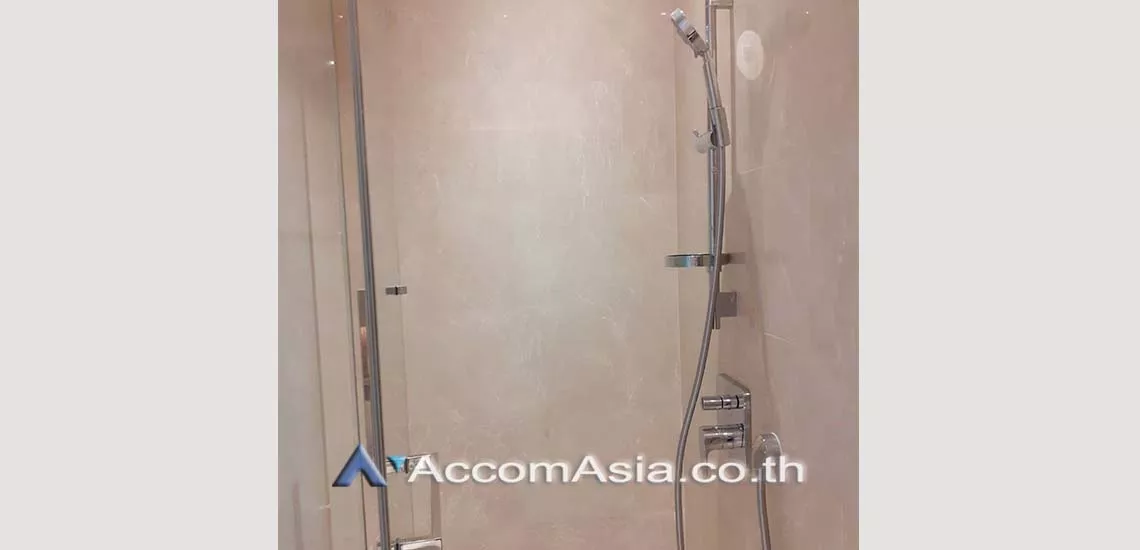 13  2 br Condominium For Rent in Ploenchit ,Bangkok BTS Ratchadamri at Magnolias Ratchadamri Boulevard AA29948