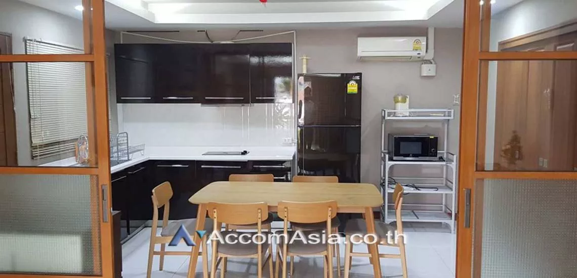 unitPet friendly |  2 Bedrooms  Condominium For Rent & Sale in Sukhumvit, Bangkok  near BTS Thong Lo (AA29955)