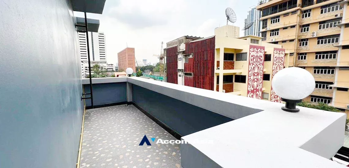19  4 br House for rent and sale in Ploenchit ,Bangkok BTS Chitlom AA29957