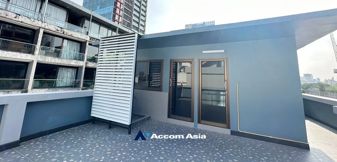 4  4 br House for rent and sale in Ploenchit ,Bangkok BTS Chitlom AA29957