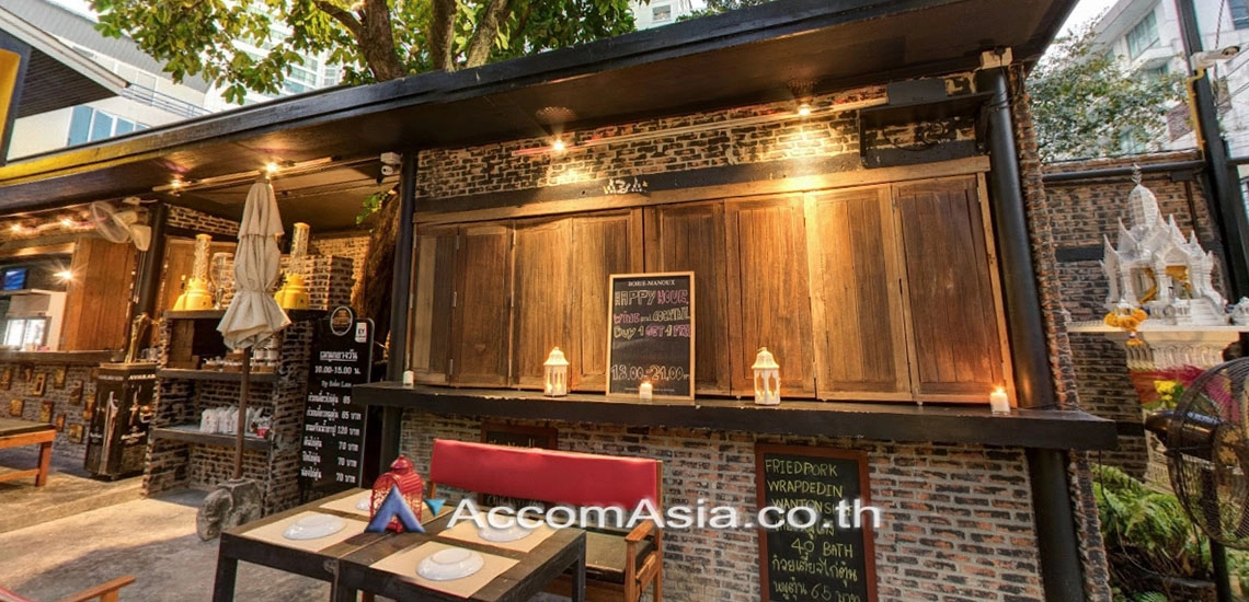  1  House For Rent in Sukhumvit ,Bangkok BTS Asok AA29958