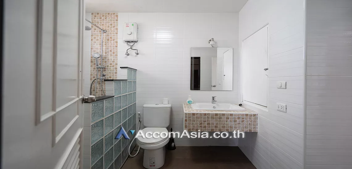 7  3 br Condominium For Rent in Sukhumvit ,Bangkok BTS Thong Lo at Karuehart Thongthip AA29971