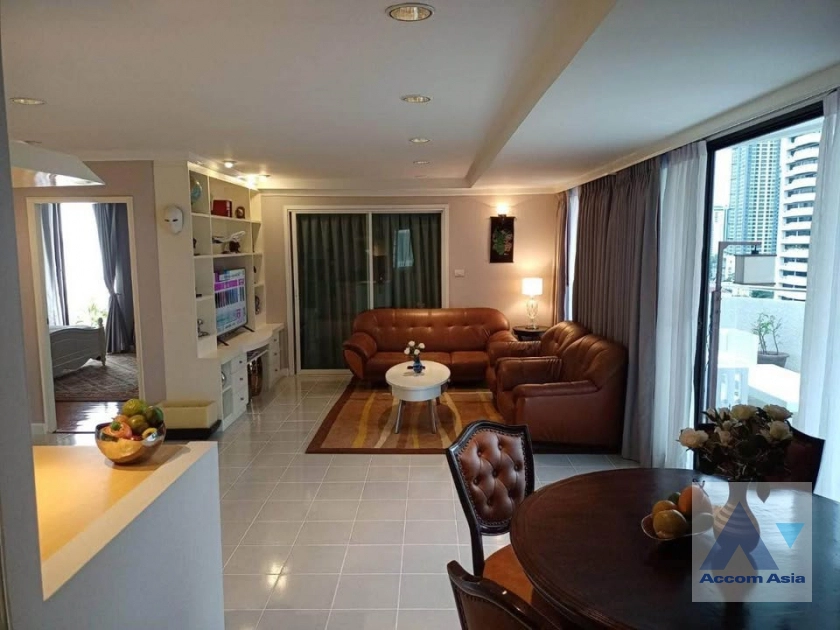 unitCorner Unit, Huge Terrace |  2 Bedrooms  Condominium For Rent & Sale in Sukhumvit, Bangkok  near BTS Phrom Phong (AA29977)