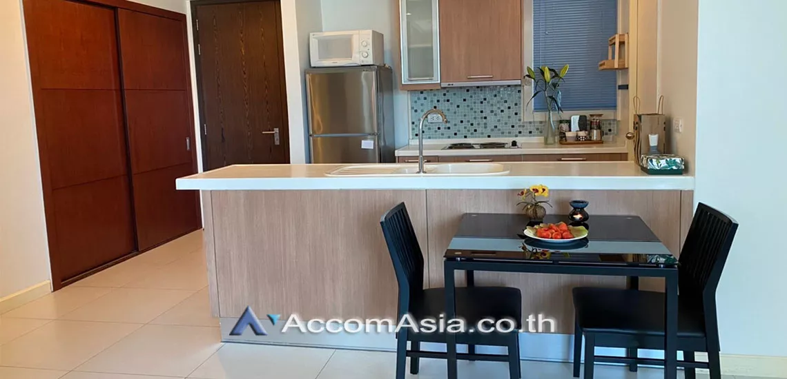 unit 2 Bedrooms  Condominium For Rent in New Phetchaburi, Bangkok  near BTS Chitlom (AA29993)