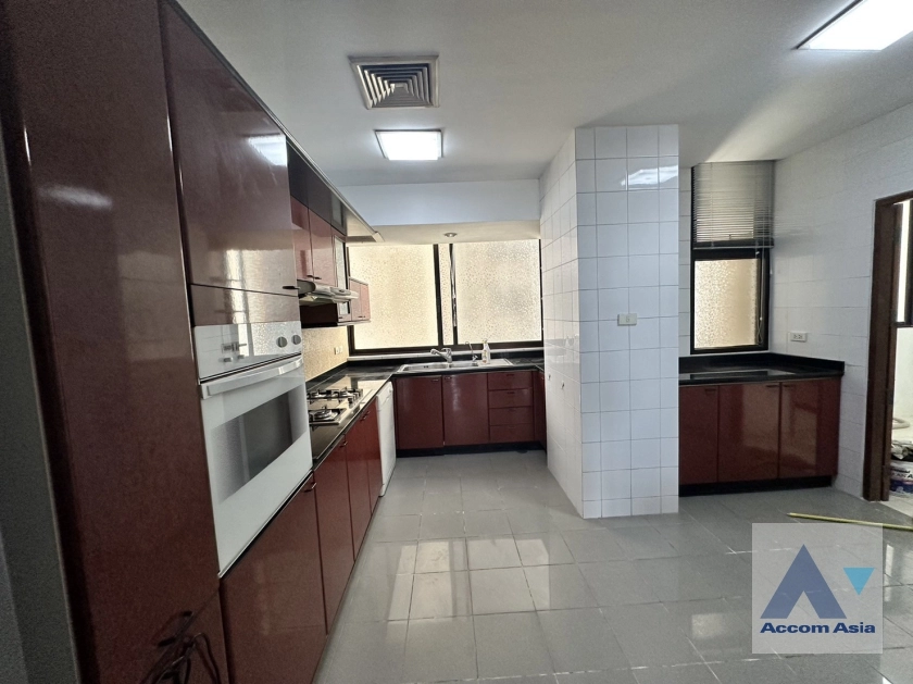 8  3 br Condominium for rent and sale in Sukhumvit ,Bangkok BTS Phrom Phong at Ruamsuk Condominium AA29995