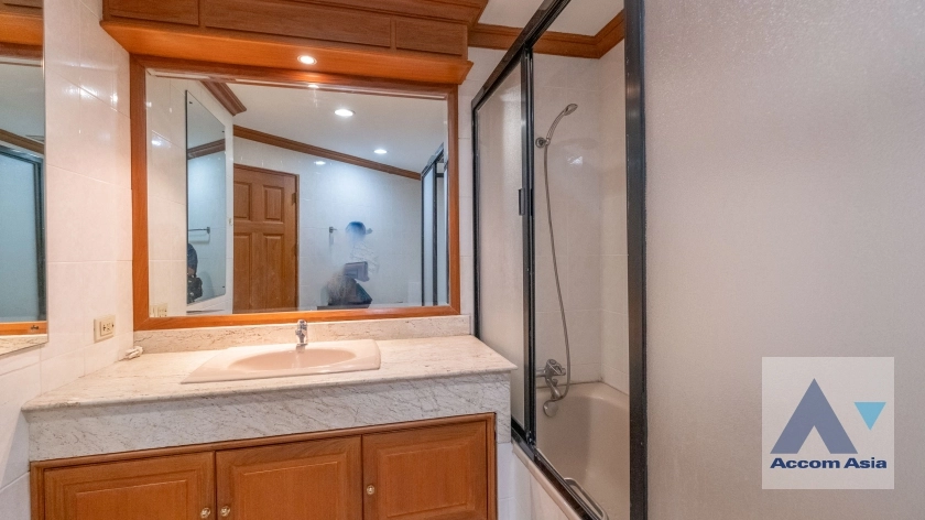 16  3 br Condominium for rent and sale in Sukhumvit ,Bangkok BTS Phrom Phong at Ruamsuk Condominium AA29995