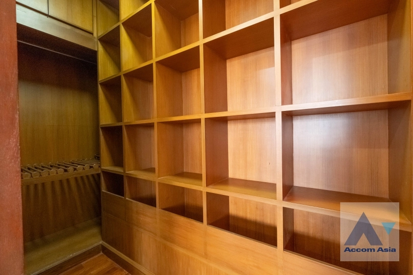 10  3 br Condominium for rent and sale in Sukhumvit ,Bangkok BTS Phrom Phong at Ruamsuk Condominium AA29995