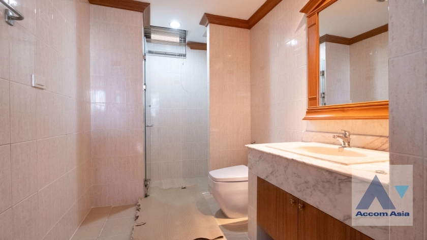 26  3 br Condominium for rent and sale in Sukhumvit ,Bangkok BTS Phrom Phong at Ruamsuk Condominium AA29995