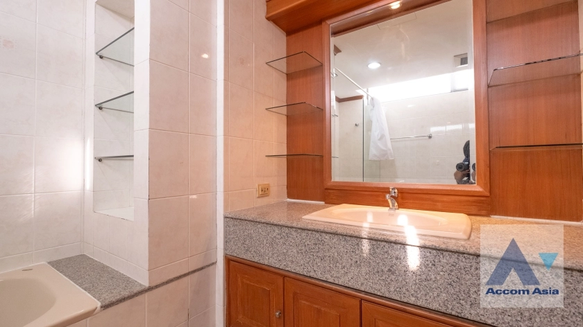 22  3 br Condominium for rent and sale in Sukhumvit ,Bangkok BTS Phrom Phong at Ruamsuk Condominium AA29995