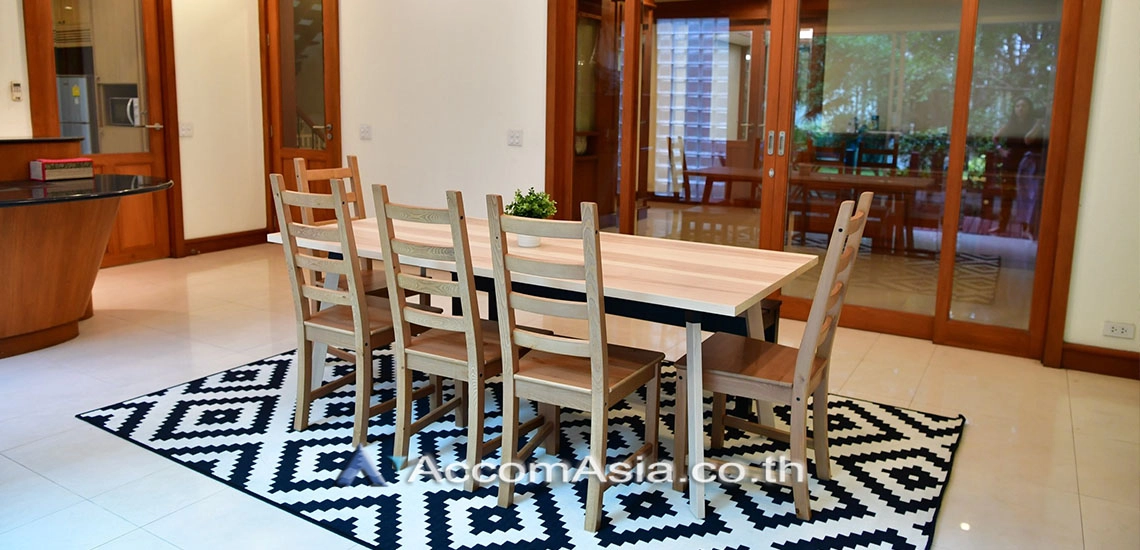 5  4 br House for rent and sale in Phaholyothin ,Bangkok BTS Saphan-Kwai AA30003