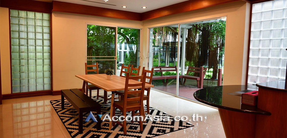 6  4 br House for rent and sale in Phaholyothin ,Bangkok BTS Saphan-Kwai AA30003