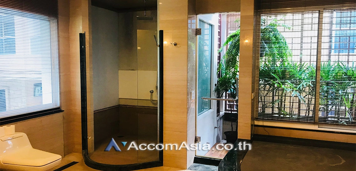 9  4 br House for rent and sale in Phaholyothin ,Bangkok BTS Saphan-Kwai AA30003