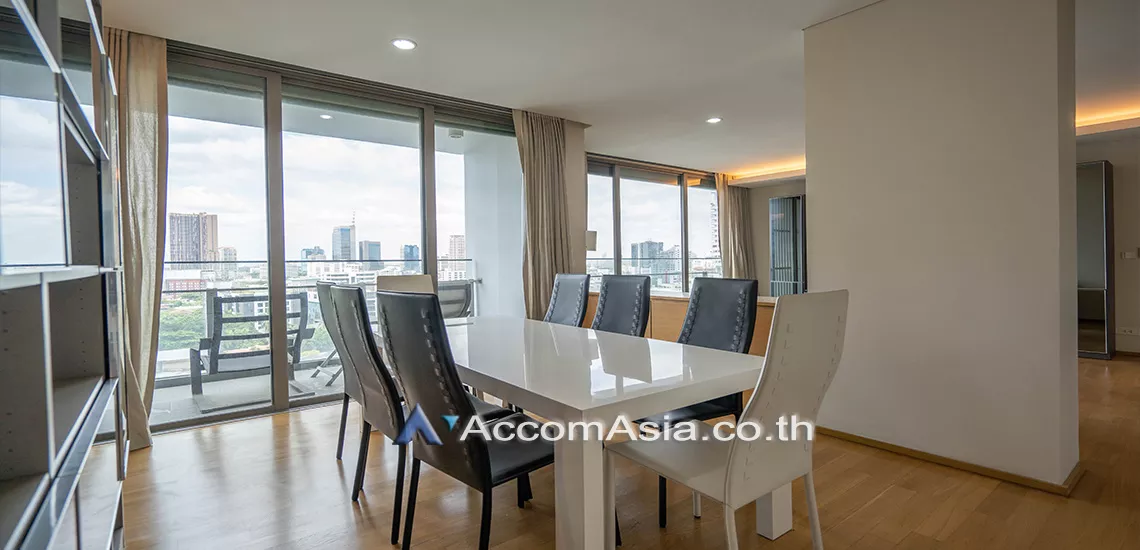 unit 2 Bedrooms  Condominium For Rent in Sukhumvit, Bangkok  near BTS Thong Lo (AA30012)