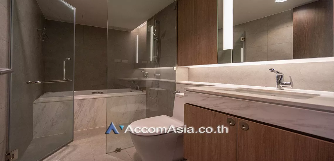 4  1 br Apartment For Rent in Sukhumvit ,Bangkok BTS Phrom Phong at Modern Apartment AA30016