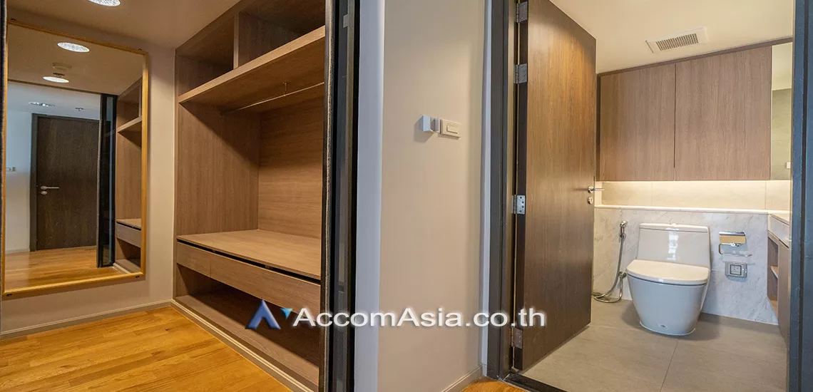 4  3 br Apartment For Rent in Sukhumvit ,Bangkok BTS Phrom Phong at Modern Apartment AA30017